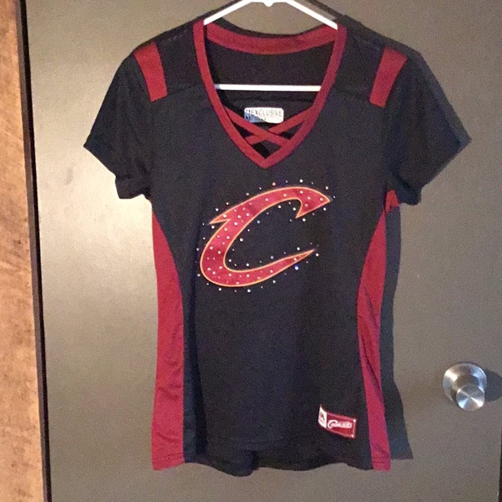 Cleveland Cavs Women's S/CH/P NBA Exclusive Top